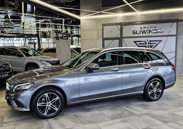 Mercedes-Benz Klasa C cena 91900 przebieg: 181000, rok produkcji 2019 z Poniec małe 704